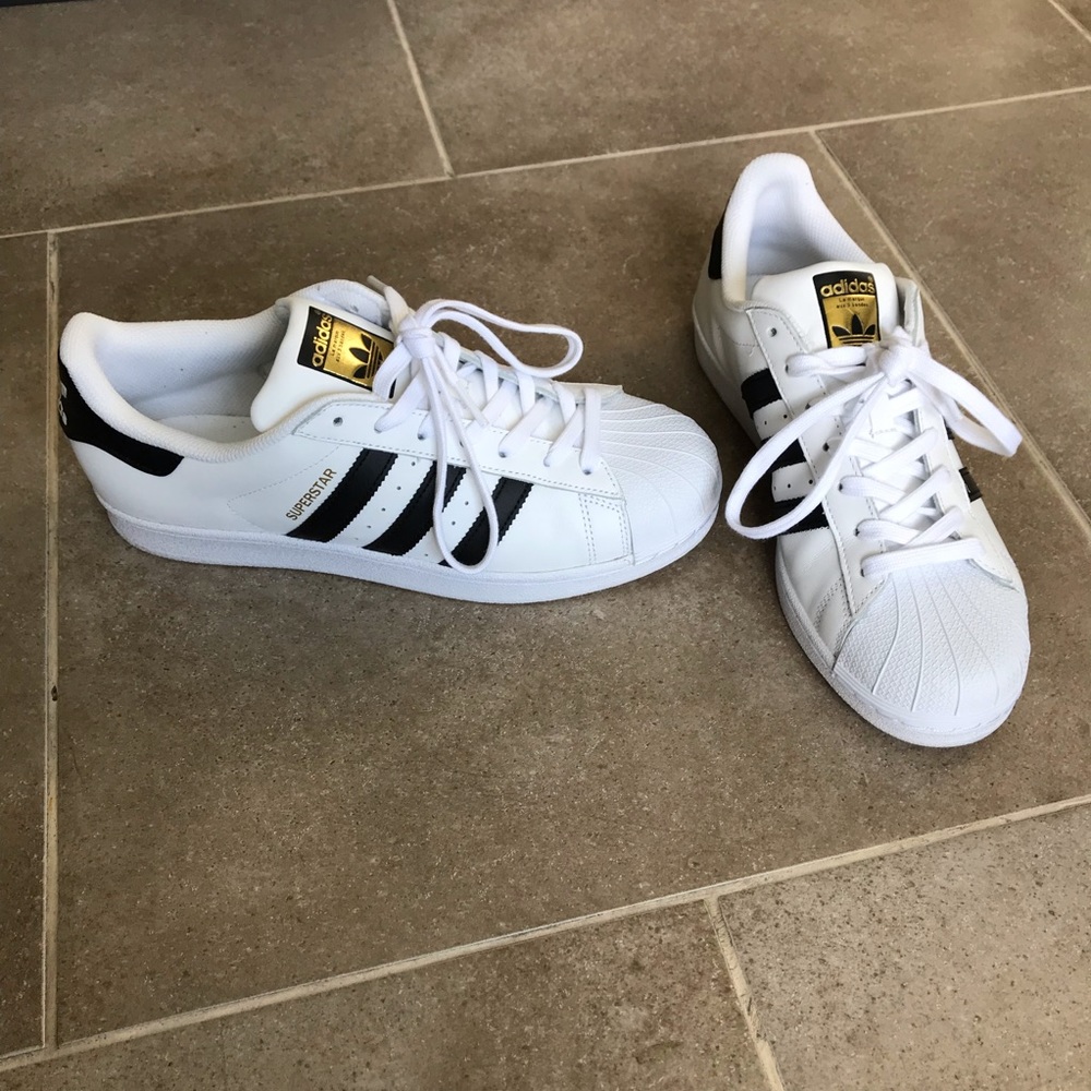 ADIDAS Black & White Superstar Women’s Size 9